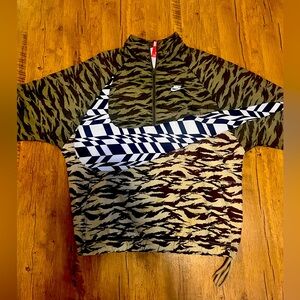 Nike AOP Woven Swoosh Windrunner Jacket Windbreaker AO0862-222
